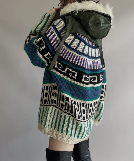 【USED】 Acrylic 100% Patterned Hand Knit Top 231209-008