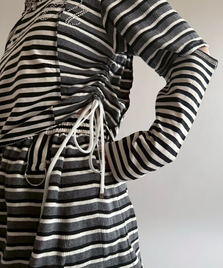 【RE;CIRCLE】 RE Border Off Shoulder Top /  250529-017