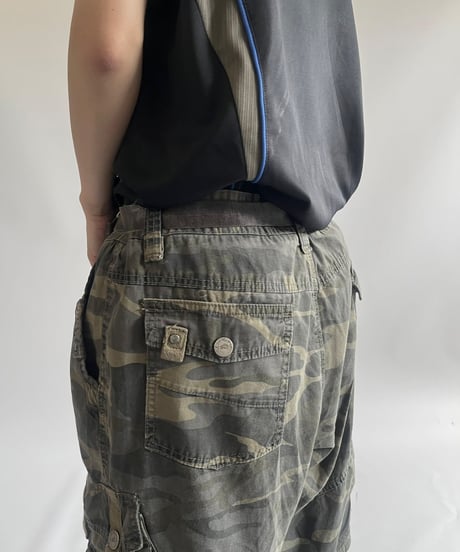 【USED】 Camouflage Wide Cargo Shorts /250712-014