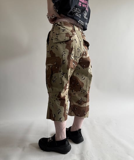 【USED】 Military Camouflage Painted Cut off Shorts  / 250614-009