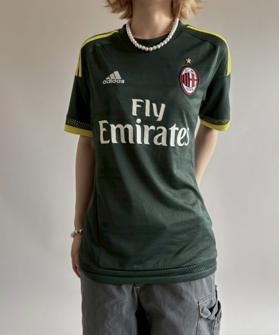68413a41c5d1bb30b1558c89