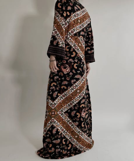 【USED】 Ethnic Long Sleeves One-piece / 220507-019