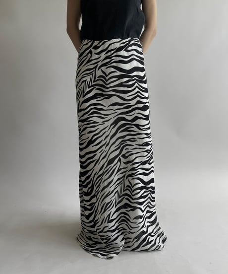 【USED】 Zebra Pattern Long Skirt /250426-016