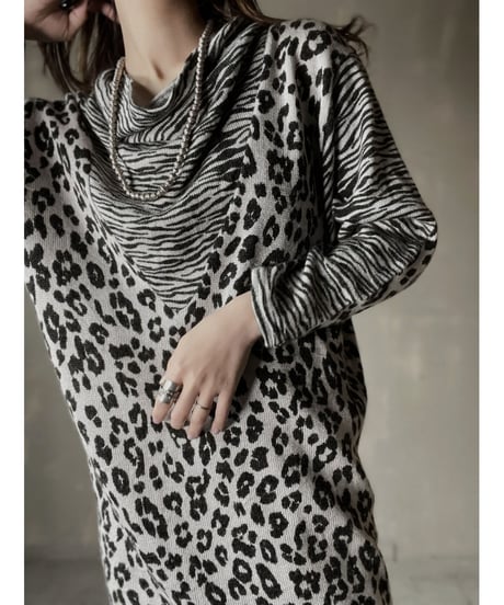 【USED】　Animal Patterned Knit Top/ 220220-027
