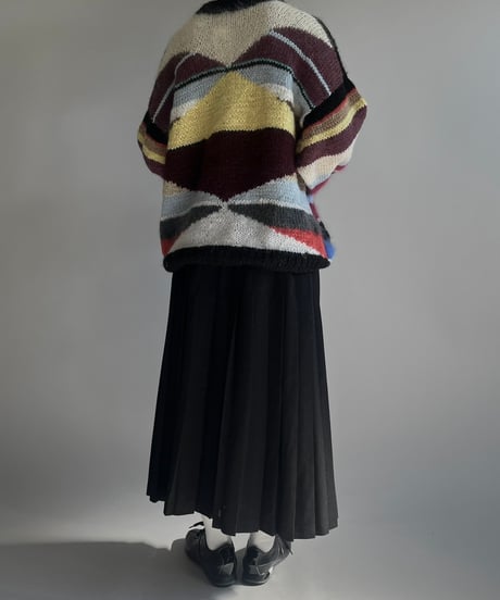 【USED】 Crazy Pattern Knit Top /250201-009