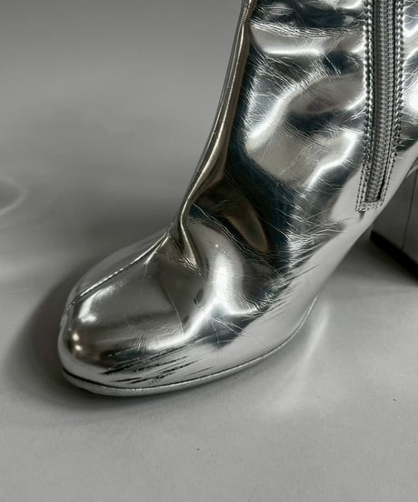 【USED】 MM6 Maison Margiela Silver Metallic Boots / 251027-004