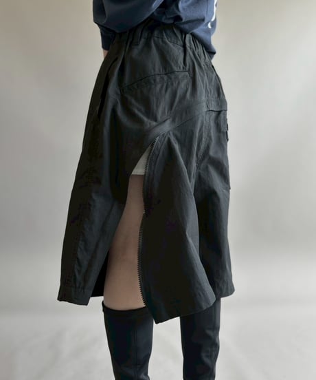 【USED】 194 Gimmick Nylon Cargo Shorts / 260418-003