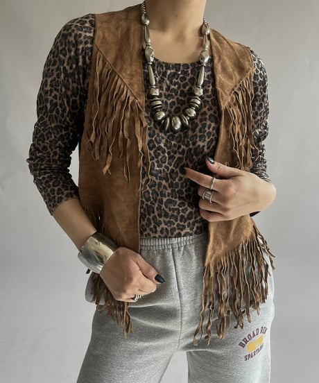 【USED】 Suede Fringe Vest /241214-001