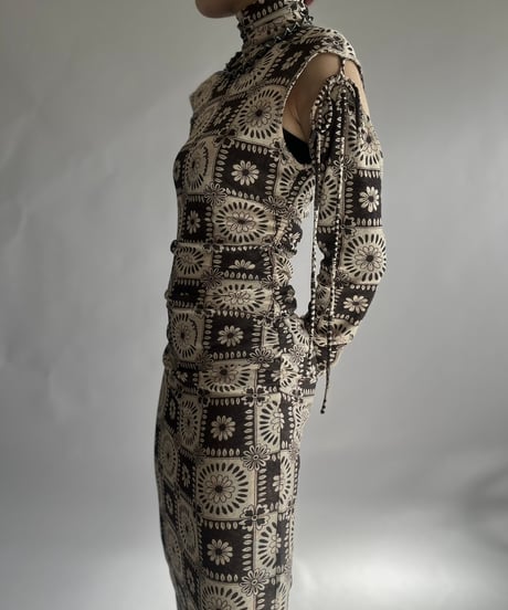 【USED】 Flower Patterned Sleeve Convertible Tight Long One-Piece /241130-003