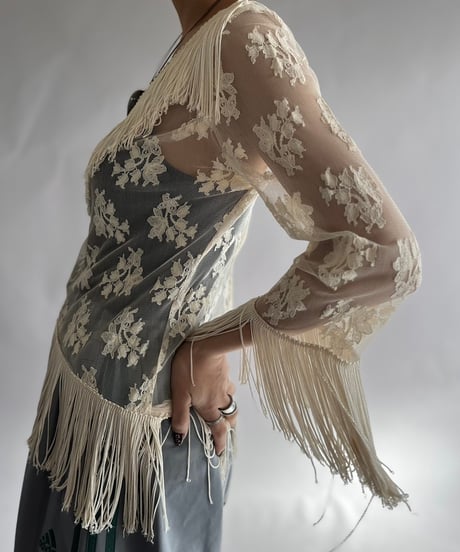 【USED】 Lace Patterned Fringe Top /241207-017