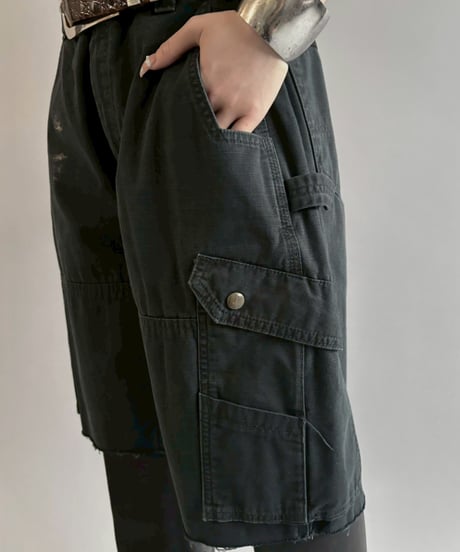 【USED】 Carhartt Cut-off Shorts /260607-024