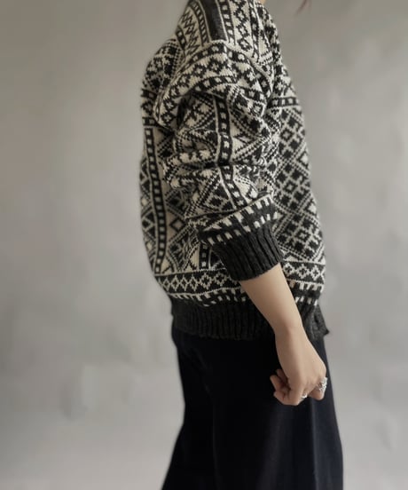 【USED】 Made in Norway  Wool100% Tirolean Knit Top /240120-019