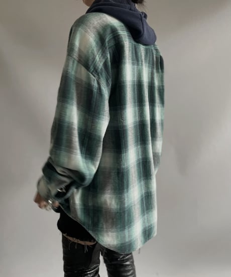 【USED】 Ombre Check Flannel Hoodie Shirt/ 231014-024