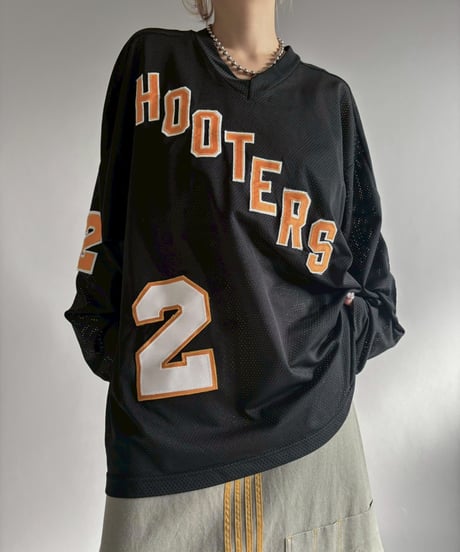【USED】 HOOTERS Football Shirt / 251213-021