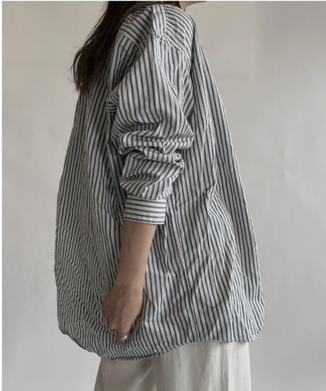 【RE;CIRCLE】 RE Collarless Striped Shirt / 220609-008