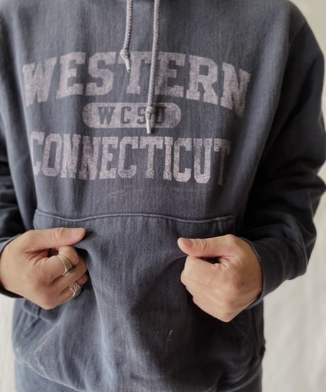【USED】   Champion Reverse Weave Hoodie WESTERN CONNECTICUT/211007-050