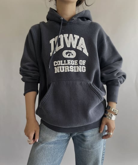 【USED】  'IOWA College of Nursing' Hoodie / 220917-008