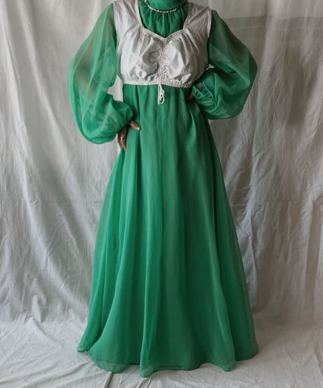 【USED】  White Cotton Tyrol Blouse/210407-022