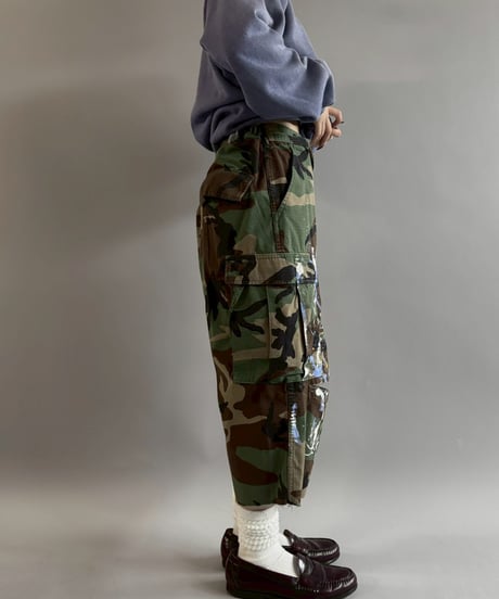 【USED】 Military Camouflage Painted Cut off Shorts / 251101-029