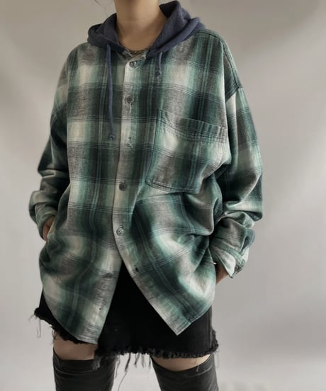 【USED】 Ombre Check Flannel Hoodie Shirt/ 231014-024