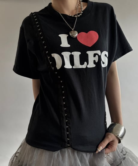【RE;CIRCLE】 RE Hock Tape T-Shirt  / 250828-009