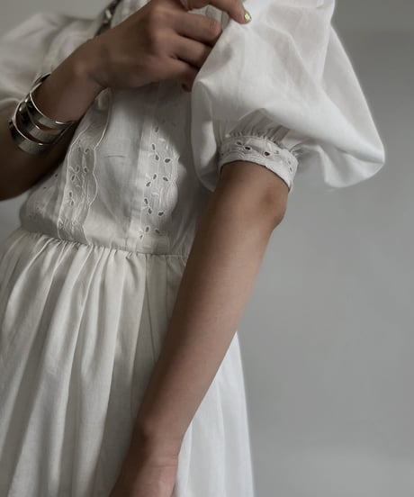 【USED】 White Cotton Sleeved One-piece / 220702-019