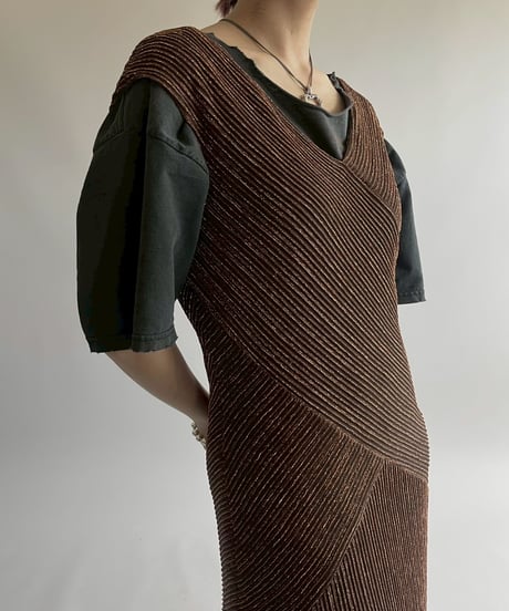 【USED】 Pleats Lame N/S Long One-Piece /250426-013