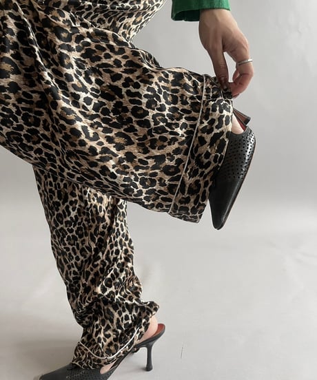 【USED】Leopard patterned Pants/ 240907-15