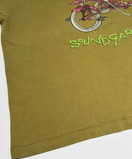 【USED】 Made in USA 90's Anvil SOUND GARDEN T-Shirt /250621-049