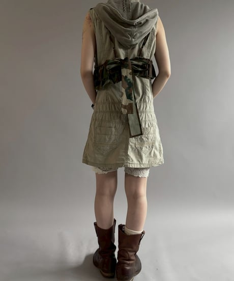 【RE;CIRCLE】 RE Camo Back Ribbon Frill Bustier / 260618-004