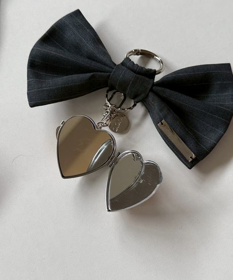 【RE;CIRCLE】 RE Collaboration Key Ring /  260420-005