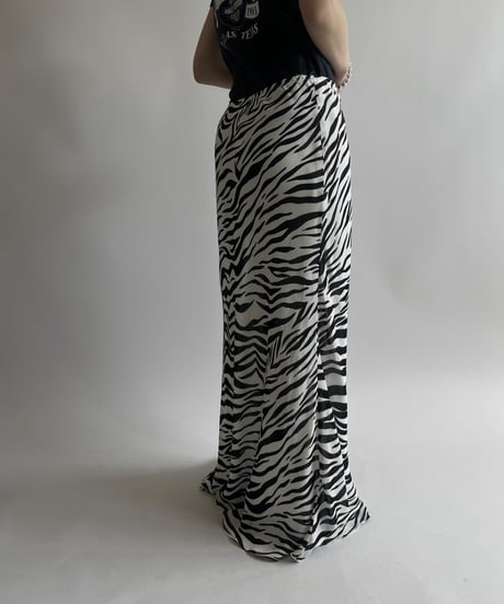 【USED】 Zebra Pattern Long Skirt /250426-016