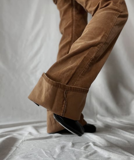 【USED】 Levi's Flare  Corduroy Pants②/ 220120-043