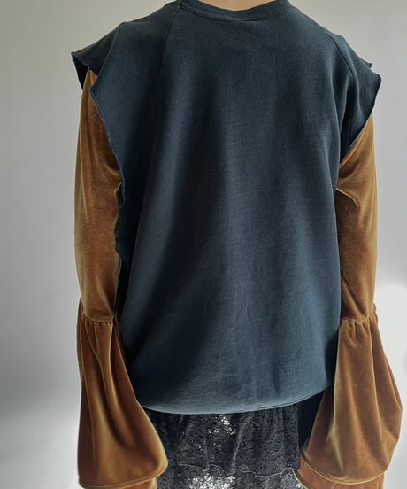 【USED】  PITT PANTHERS Cut Off N/S Sweat Top /250111-016