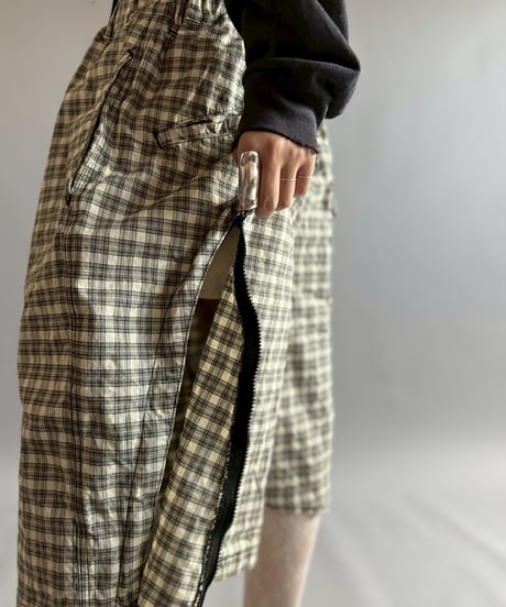 【USED】 194 Gimmick Nylon Cargo Shorts / 251002-004