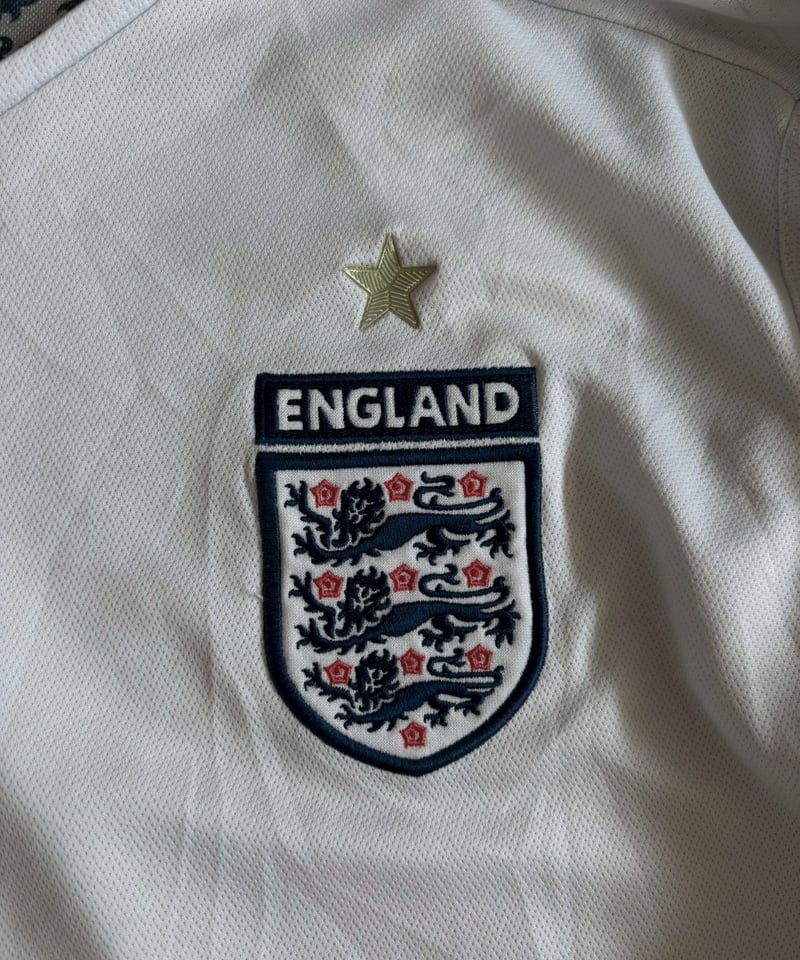 USED】 05~07's UMBRO England Soccer Shirt / 260