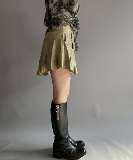 【USED】 Shiny Flared Mini Skirt / 251206-022