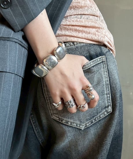 【USED】 Vintage Silver Bangle / 251201-015