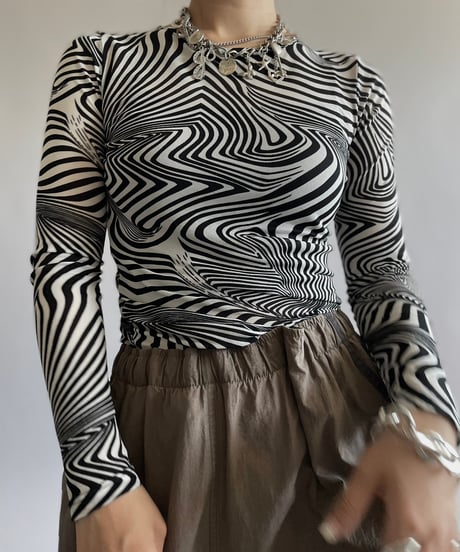 【USED】 Patterned L/S Sheer Top/240928-012