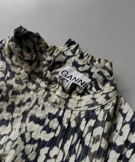 【USED】GANNI L/S Pleats Top / 231009-025
