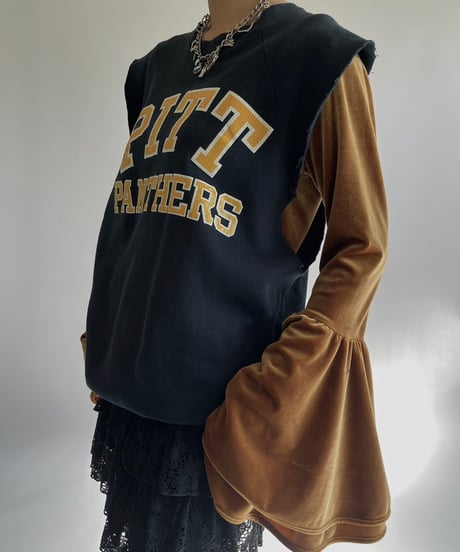 【USED】  PITT PANTHERS Cut Off N/S Sweat Top /250111-016