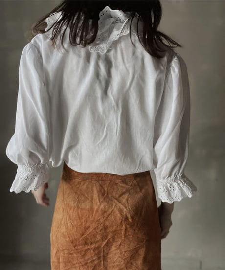 【USED】　White Cotton L/S Bluse/ 220220-028