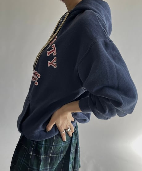 【USED】 Fruit of the Loom University PRAGUE Parker /241019-029