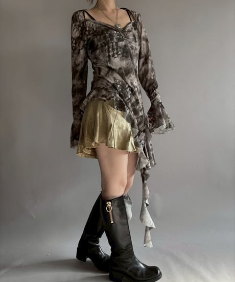 【USED】 Shiny Flared Mini Skirt / 251206-022