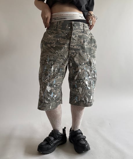 【USED】 Military Camouflage Painted Cut off Shorts  / 250614-023