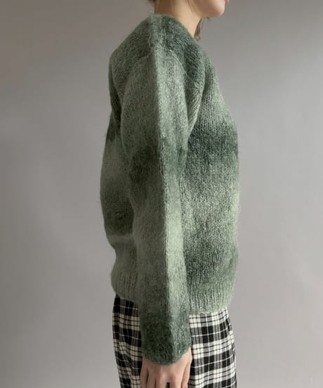 【USED】 Gradient Color Knit / 260117-014