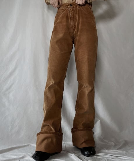 【USED】 Levi's Flare  Corduroy Pants②/ 220120-043