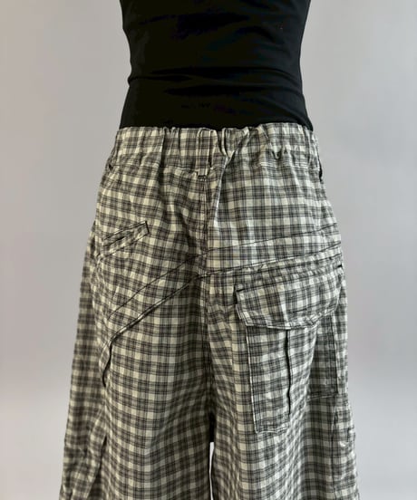 【USED】 194 Zip Design Nylon Shorts /260307-011