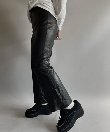 【USED】 vince Fake Leather Flare Pants / 231028-030
