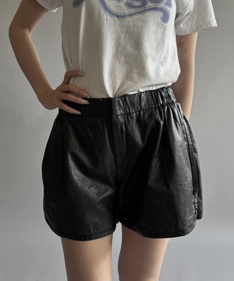 【USED】 Leather Shorts / 250913-003